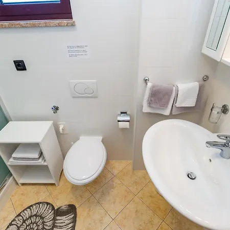 Apartament With A Swimming Pool Lovran, Opatija - 14196 *