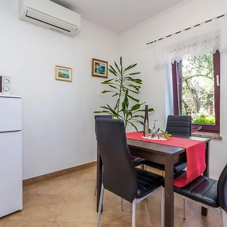 With A Swimming Pool Lovran, Opatija - 14196 Apartament